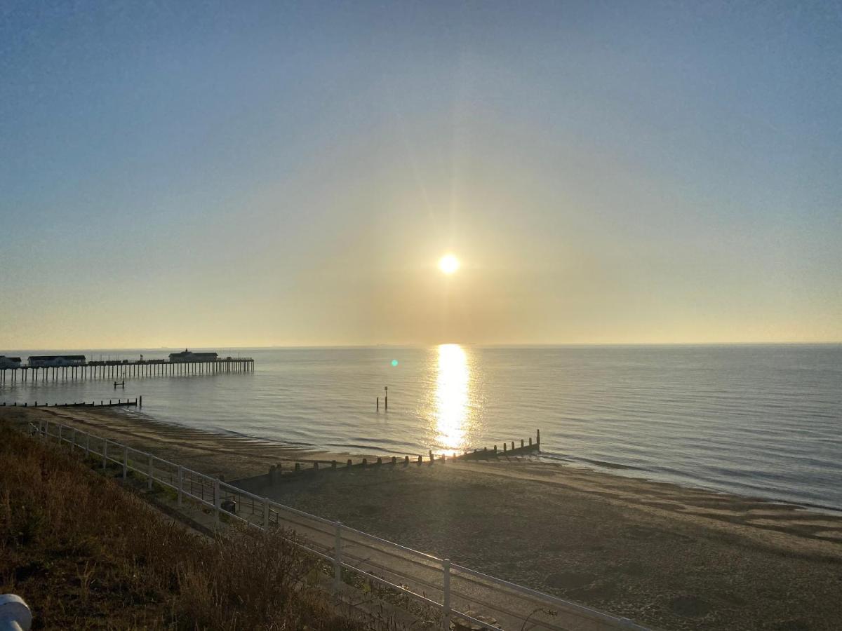 فيلا Northcliffe, Southwold Seafront Sleeps 14 المظهر الخارجي الصورة